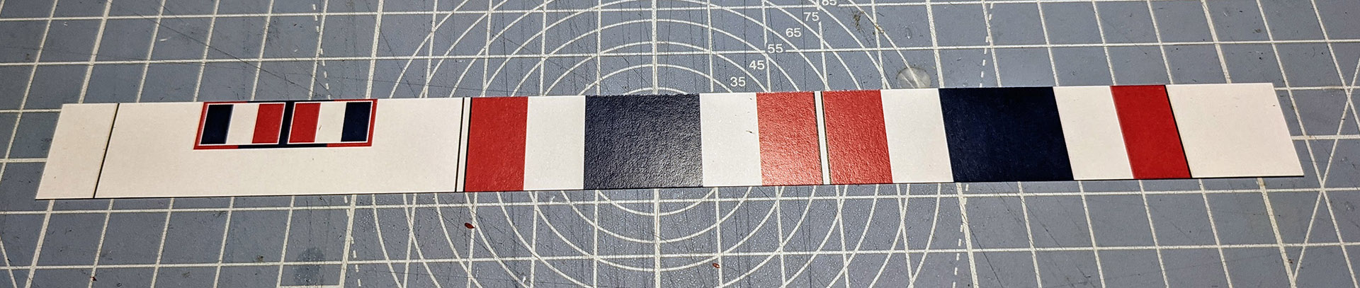 A single row of flags cut up top and bottom with a knife.
